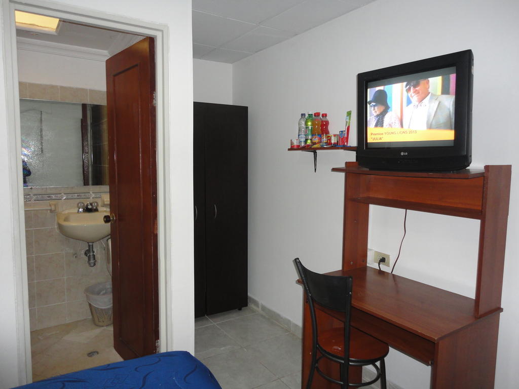 Hotel Fenix Real Bogota Phòng bức ảnh
